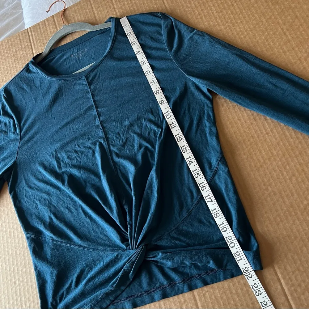 Athleta Essence twist knot Top, long sleeve with thumbholes, teal green, sz S - Image 9