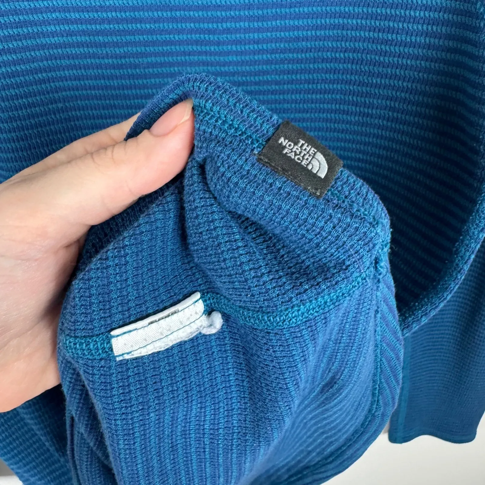 The North Face Womens Striped Thermal Top Sz L Blue‎ Outdoors Hiking Stretch - Image 6