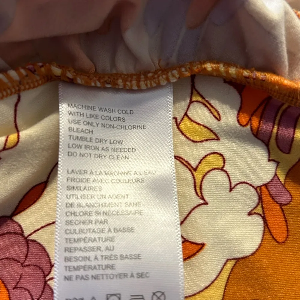 Urban Outfitters Vibrant Floral Dress in Orange and Brown - Image 5