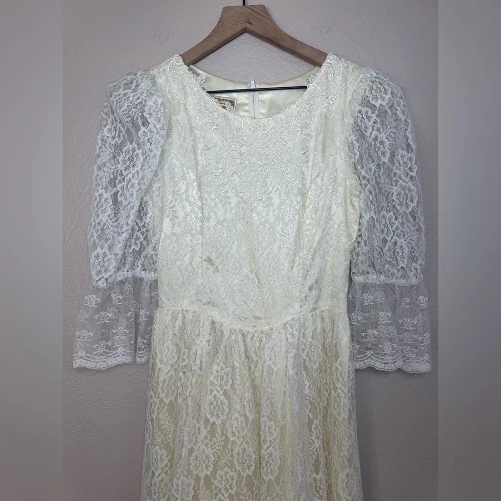 Vintage 1970’s Gunne Sax by Jessica McClintock Ivory Lace Midi Wedding Dress 7 - Image 4