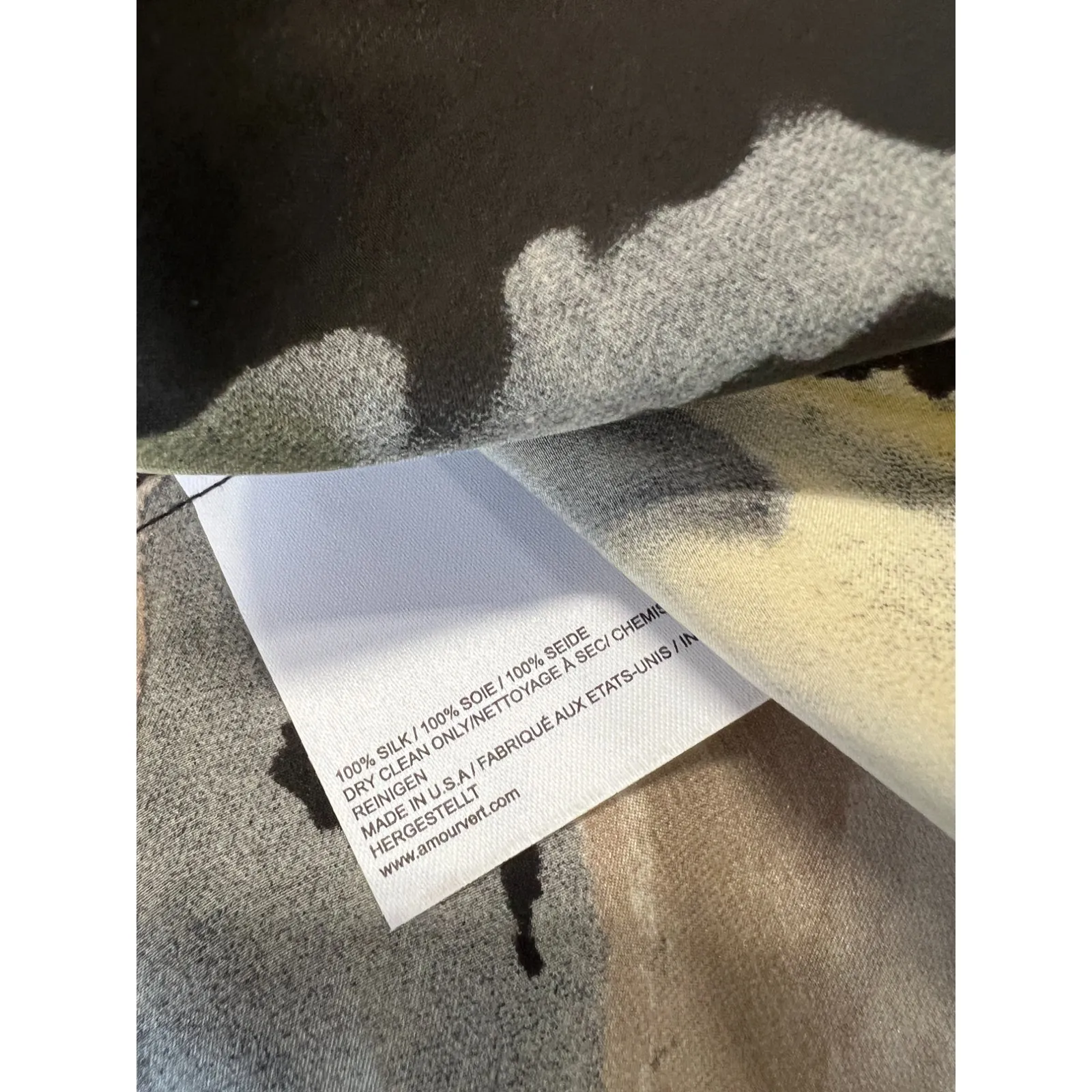 Amour Vert's  S Fifi' DRESS 100% silk Mini Sleeveless Short Flare Abstract - Image 7