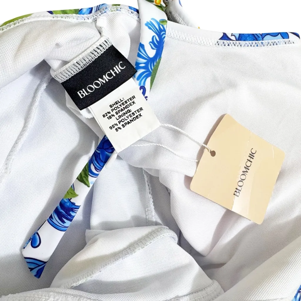 Bloom Chic Citrus Print Swimsuit size Large Blue - Image 3