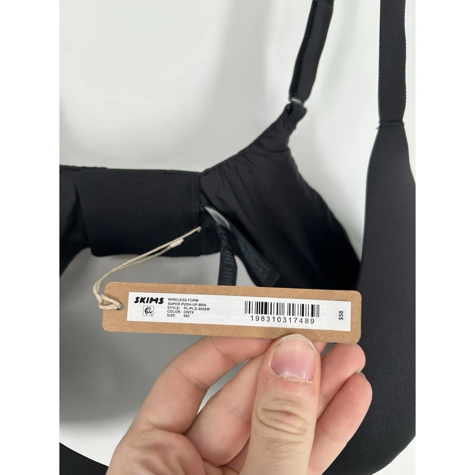 Skims Wireless Form Super Push Up Bra Onyx‎ Wireless Padded Black Size 40C - Image 3