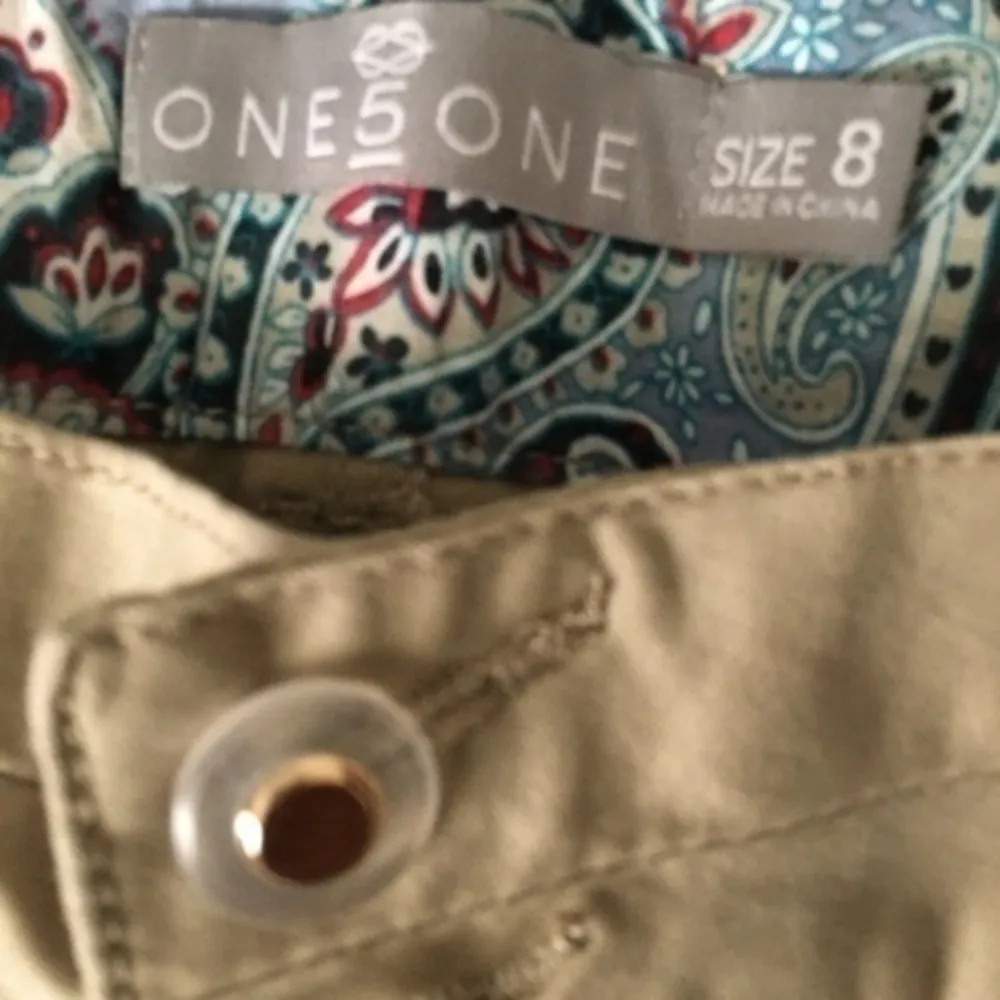 ONE 5 One  ladies shorts  size 8 - Image 14