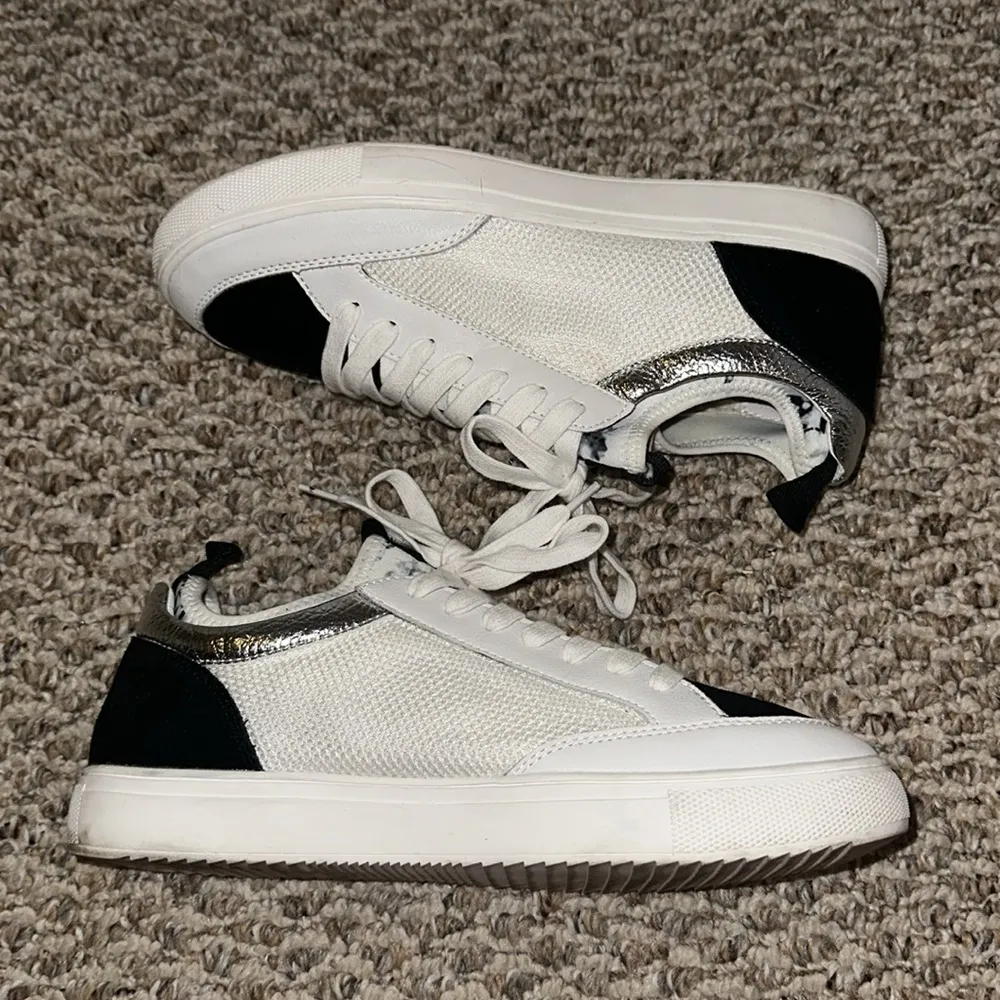 Steve Madden Sneakers - Image 2