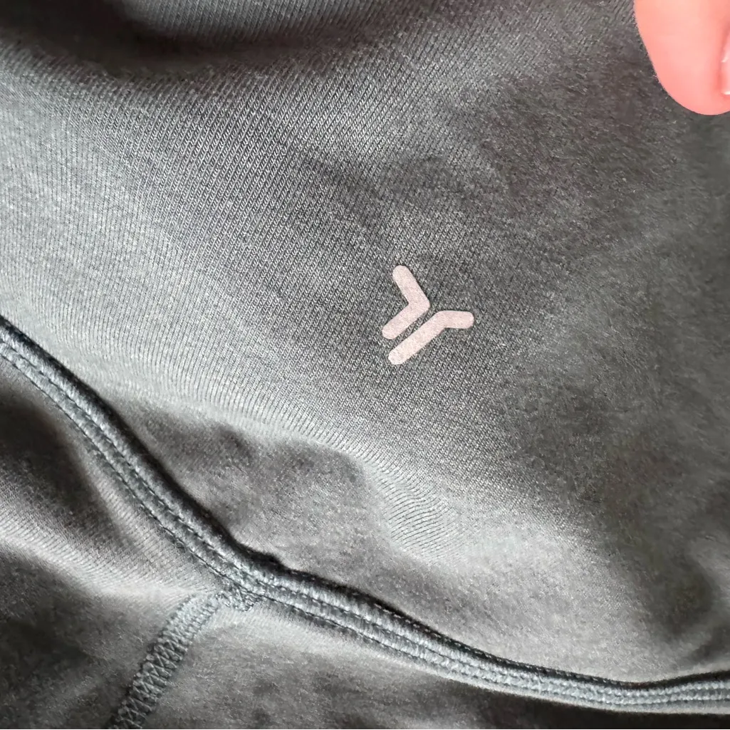 🌿Old Navy Active PowerChill Extra High‑Rise Bike Short ~ Medium - Image 3