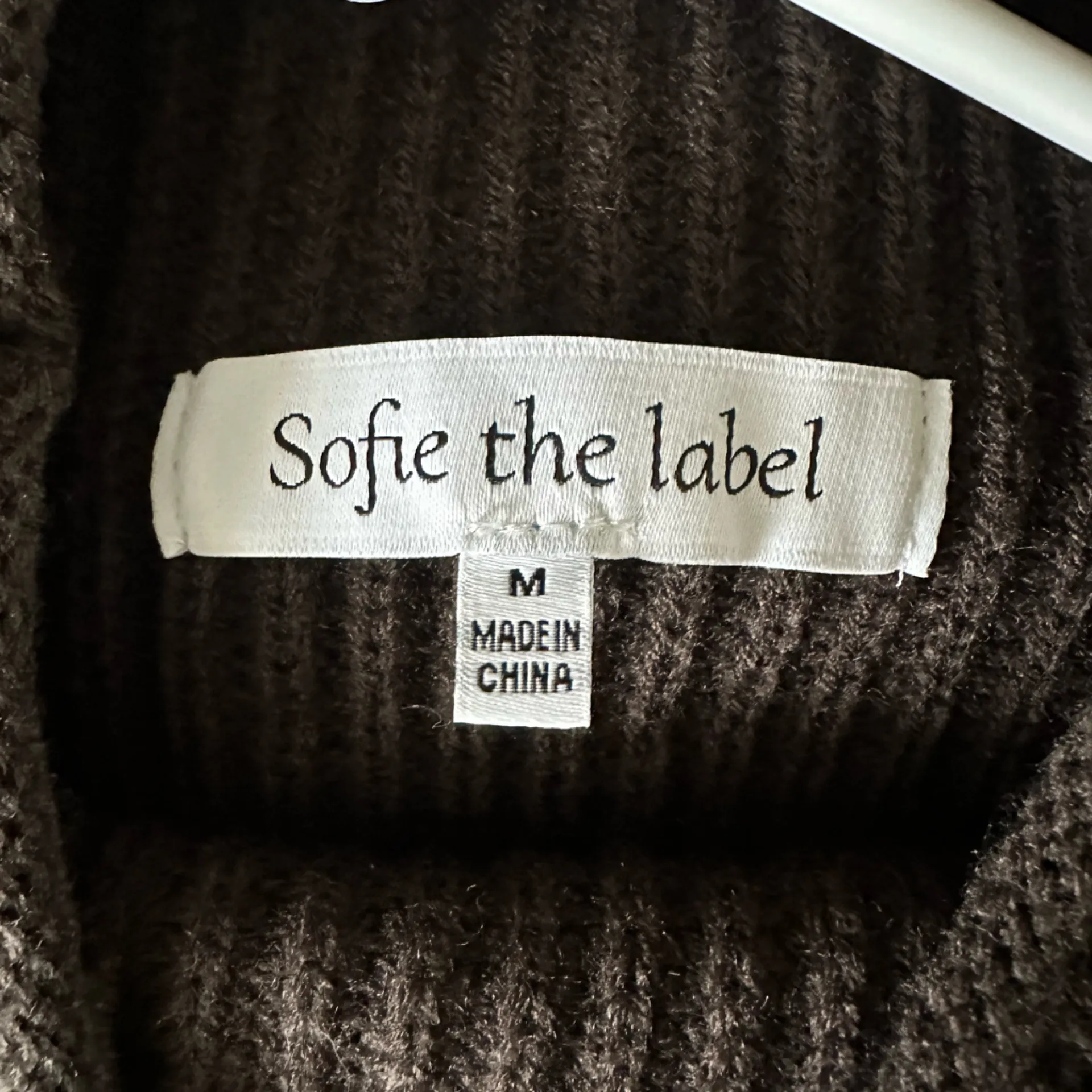 NWT Sofie the label Celine Olive Ribbed Knit Sweater Vest size medium brown - Image 7