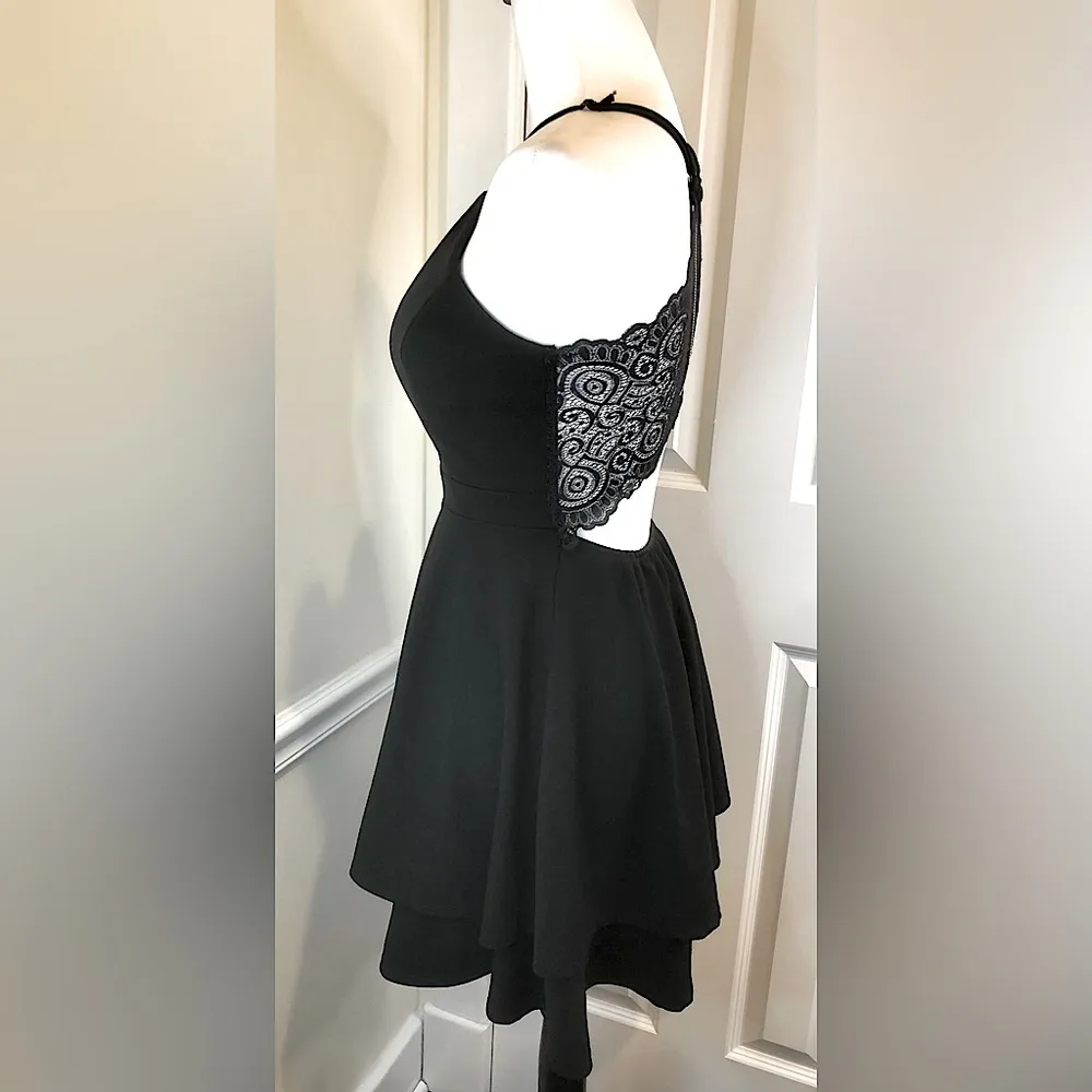 Black V-Neck Lace Back w Gold Zipper Open Back Tiered Dress Adjust Straps Sz MD - Image 11