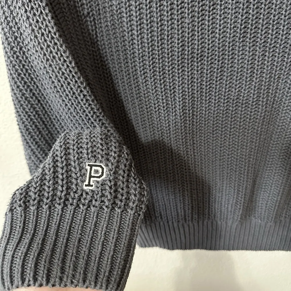 Victorias Secret PINK Forenza Cable Knit V-Neck Pullover Sweater Gray Size Large - Image 3