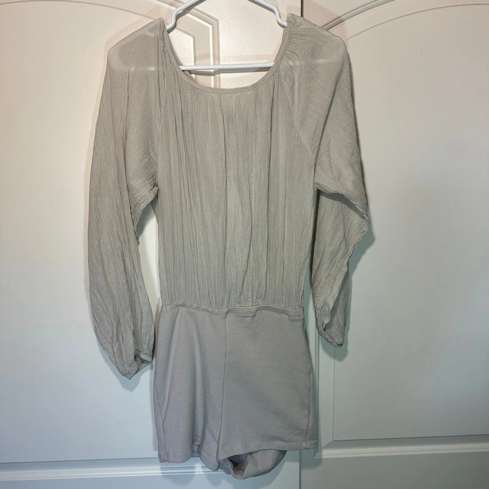 Free‎ People Real Resort Romper In Stone Long Sleeve Beige Open Back Cotton M - Image 3