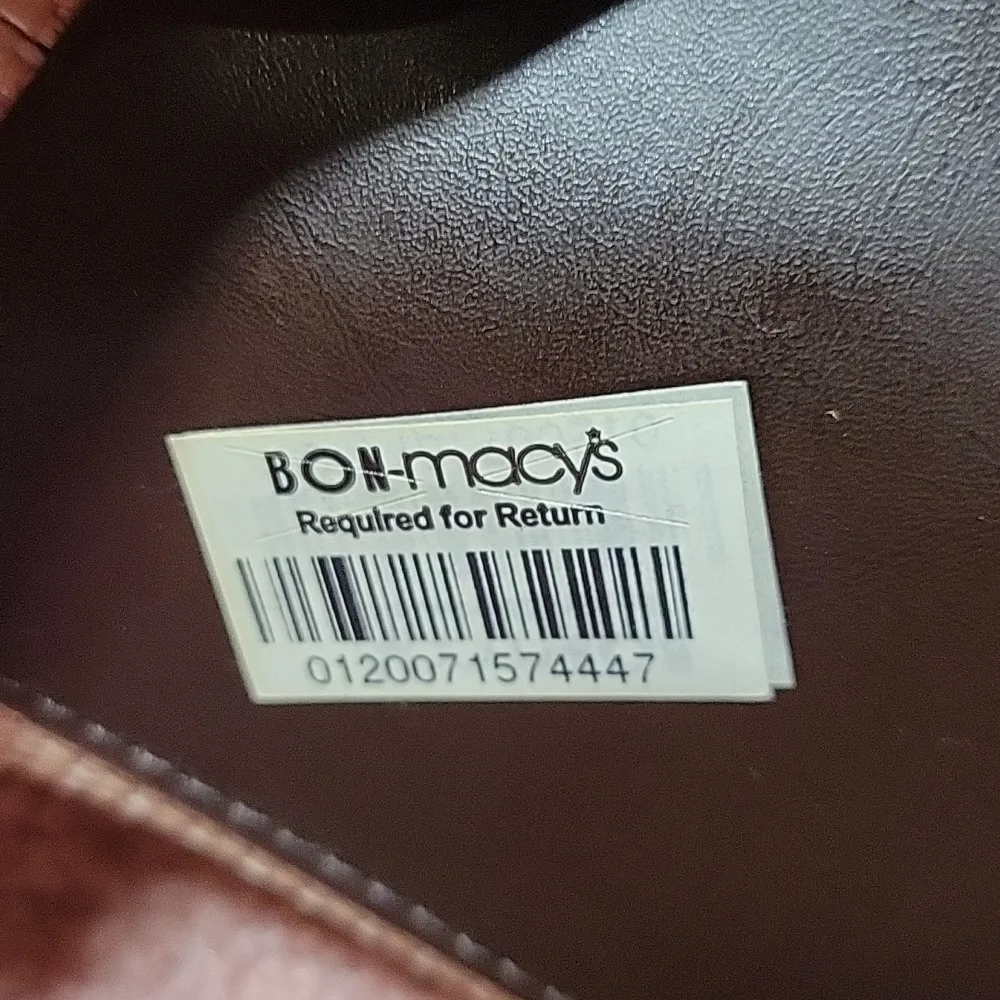 Estee Lauder Bag and Pouch Set - Image 2