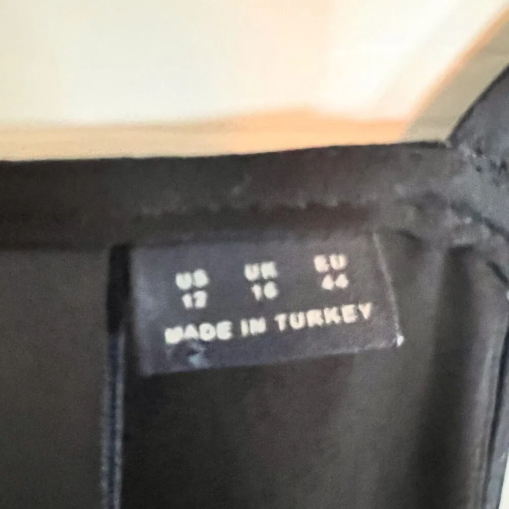 Anthro Maeve NWOT Black‎ Slinky Tank Camisole Size 12 Coquette Flirty Staple - Image 7