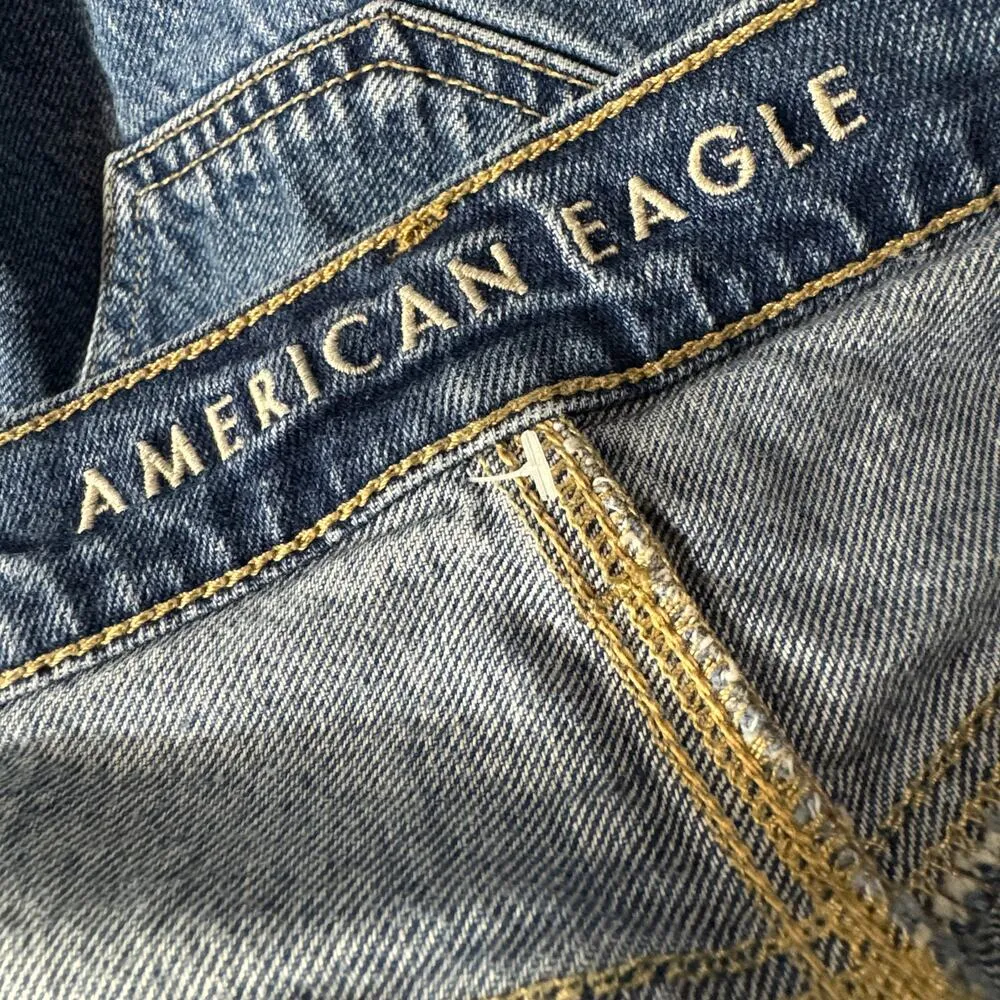 American Eagle SZ 2 Highest Rise 90s Boyfriend Jean Shorts Frayed Hems Whiskered - Image 6