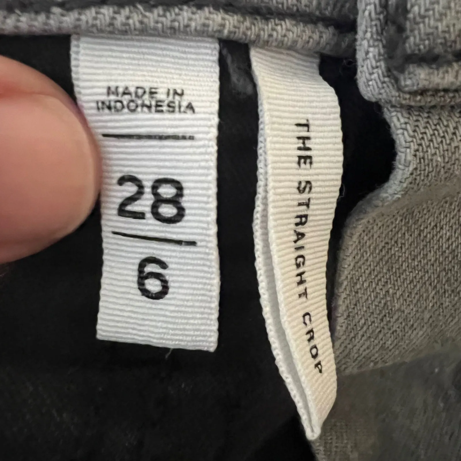 LOFT The Straight Crop Jeans Womens‎ Size 28 / 6 Gray Wash Frayed Hem Distressed - Image 2