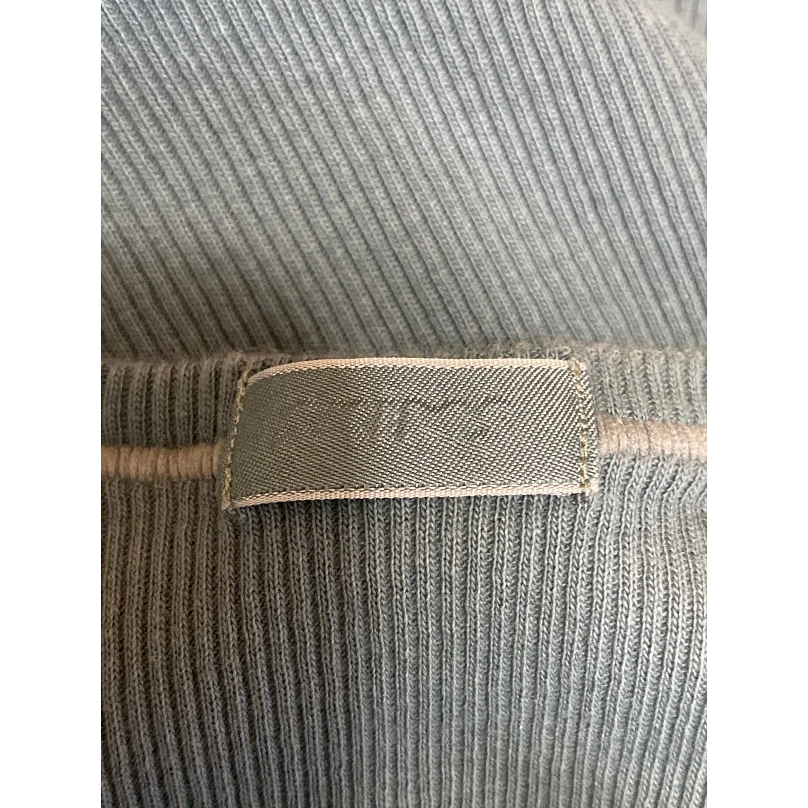 Skims Women's Green Ribbed Knit Square Neck Sleeveless Tank Crop Top Size S - Image 3