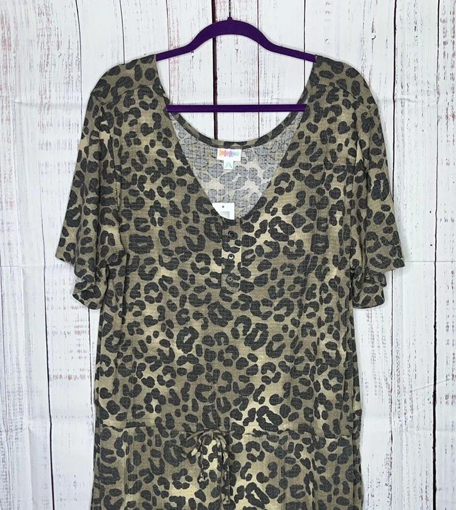 LuLaRoe NWT Size 2XL Tan & Black Animal Print One Piece Xanthe Romper w/ Pockets - Image 2