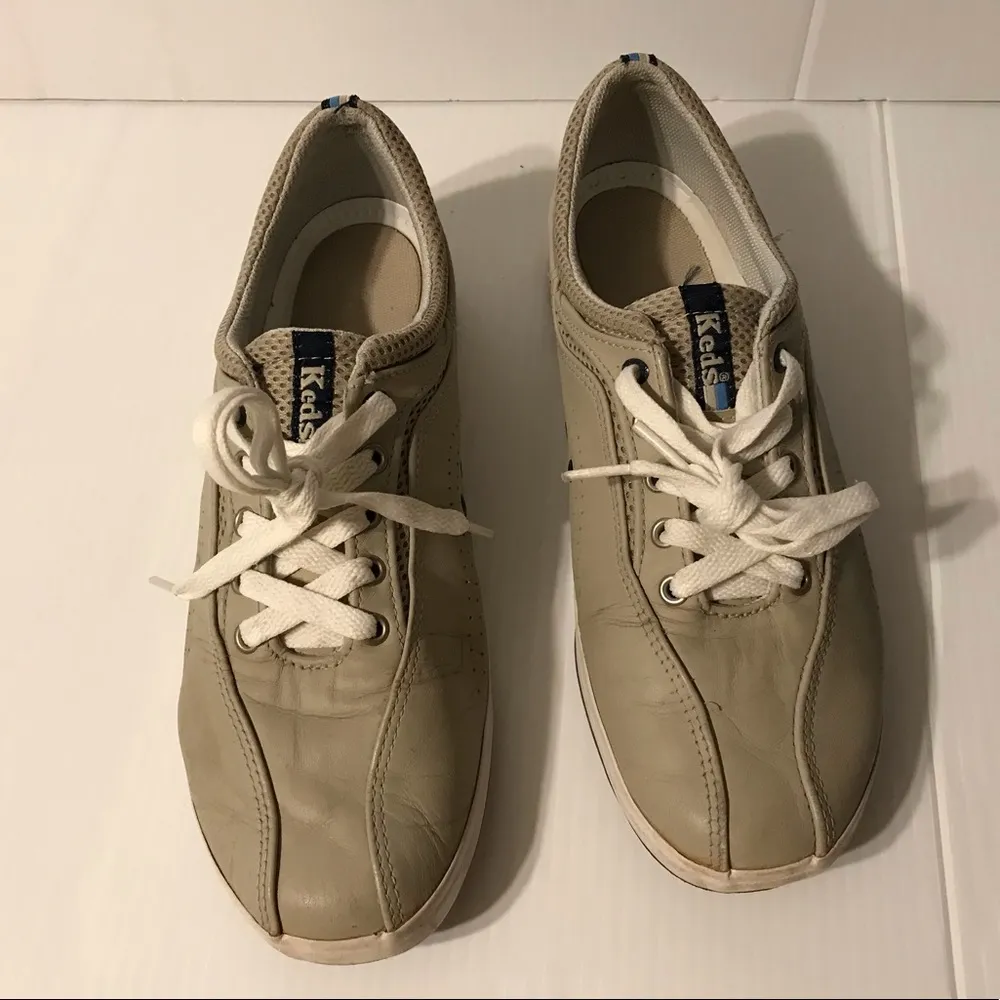 Keds leather shoes women’s size 9.5 - Image 3