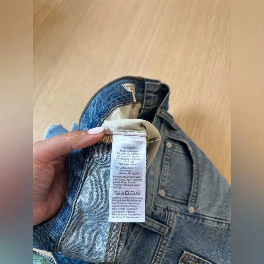 Madewell Relaxed Denim Shorts in Clintonville Wash: Split-Hem  Size 27 1329 - Image 13