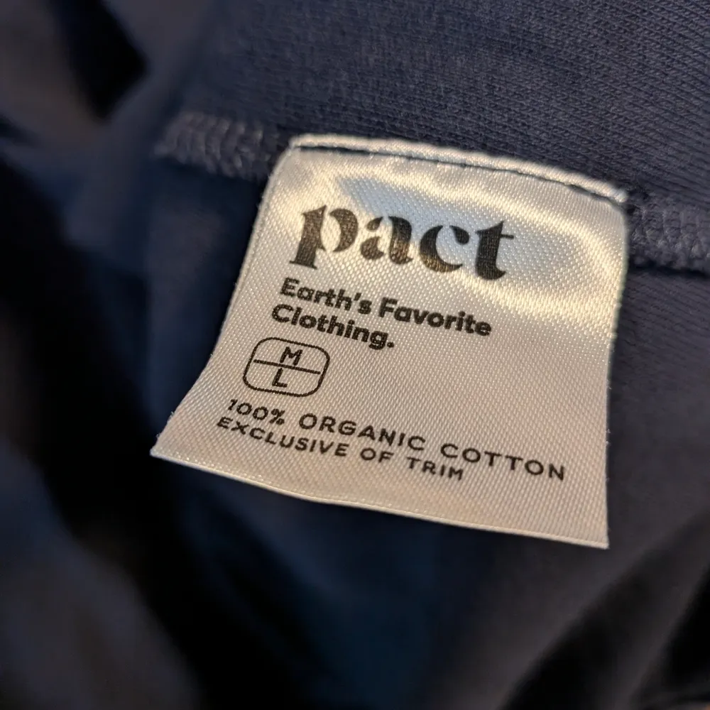 Pact Deep Blue Cardigan Size M/L - Image 5