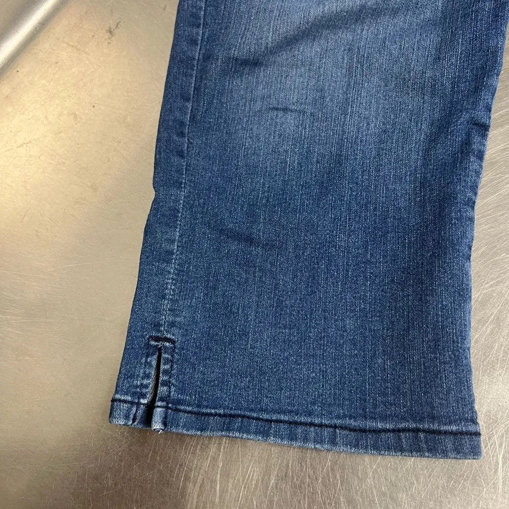 NYDJ Not Your Daughters Lift Tuck Crop Distressed Blue Jeans - Size 16 - GUC - Image 4