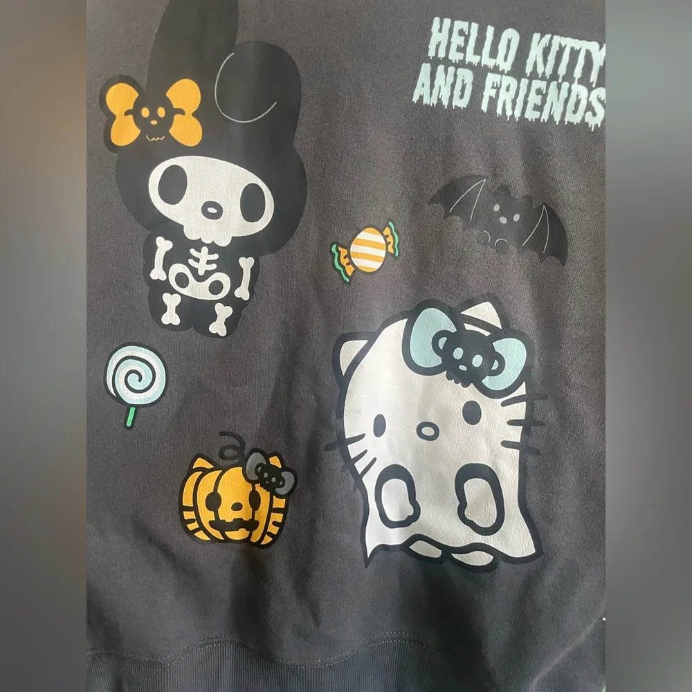 NWT Hello Kitty Sanrio GID Halloween Black Character Crew neck Sweatshirt XS - Image 3