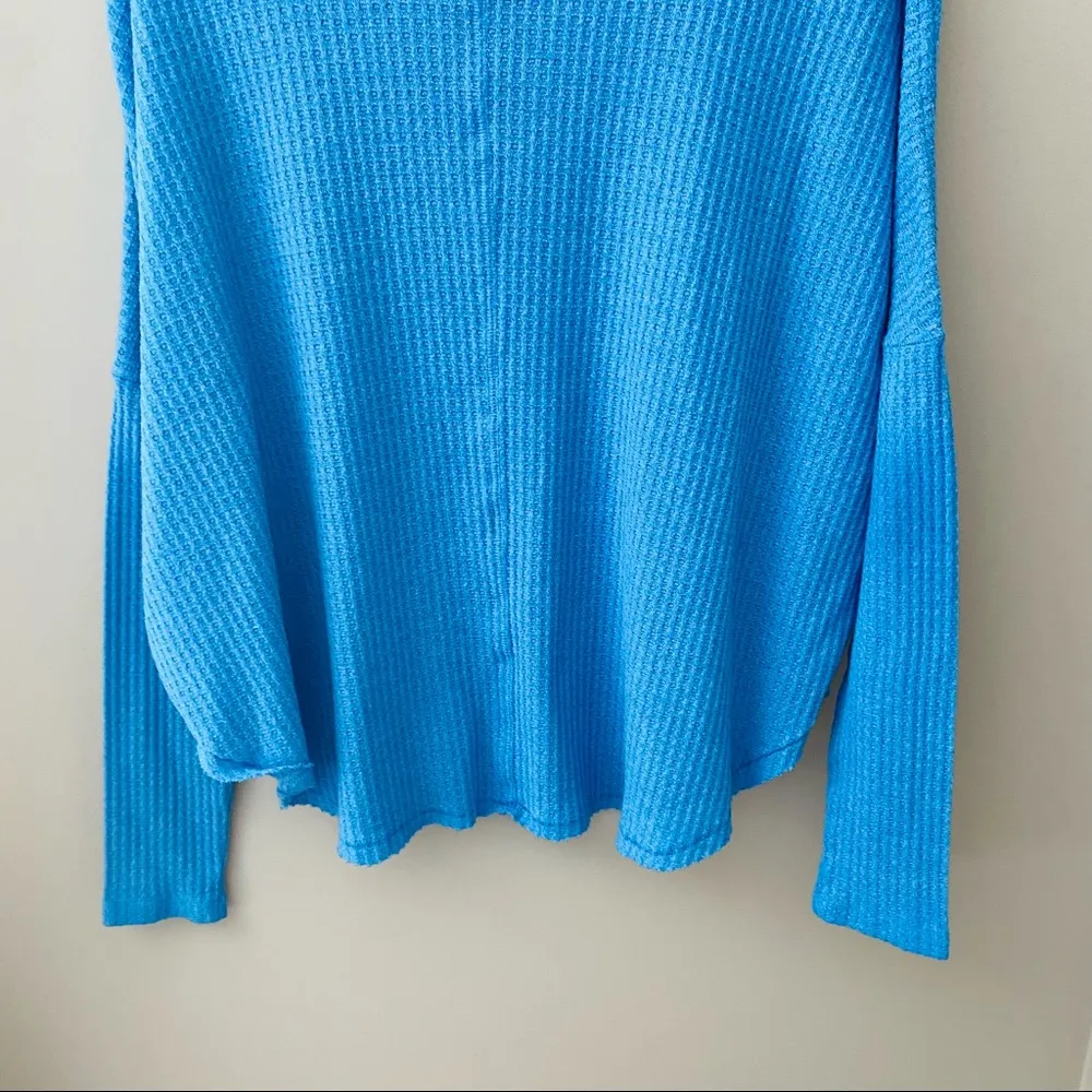 Urban Outfitters Out From Under Jojo Oversized Waffle Knit Top Blue Sz S… - Image 8