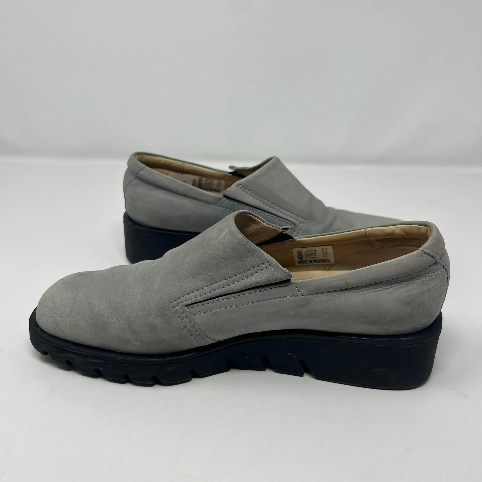 Ecco Slip On Women's Gray Loafers Size 37 - Image 11