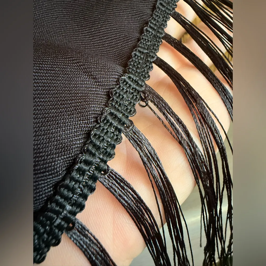 Vintage 90s Russian Folk Style Floral Fringe Shawl Black Red Rose Viscose Wrap - Image 7