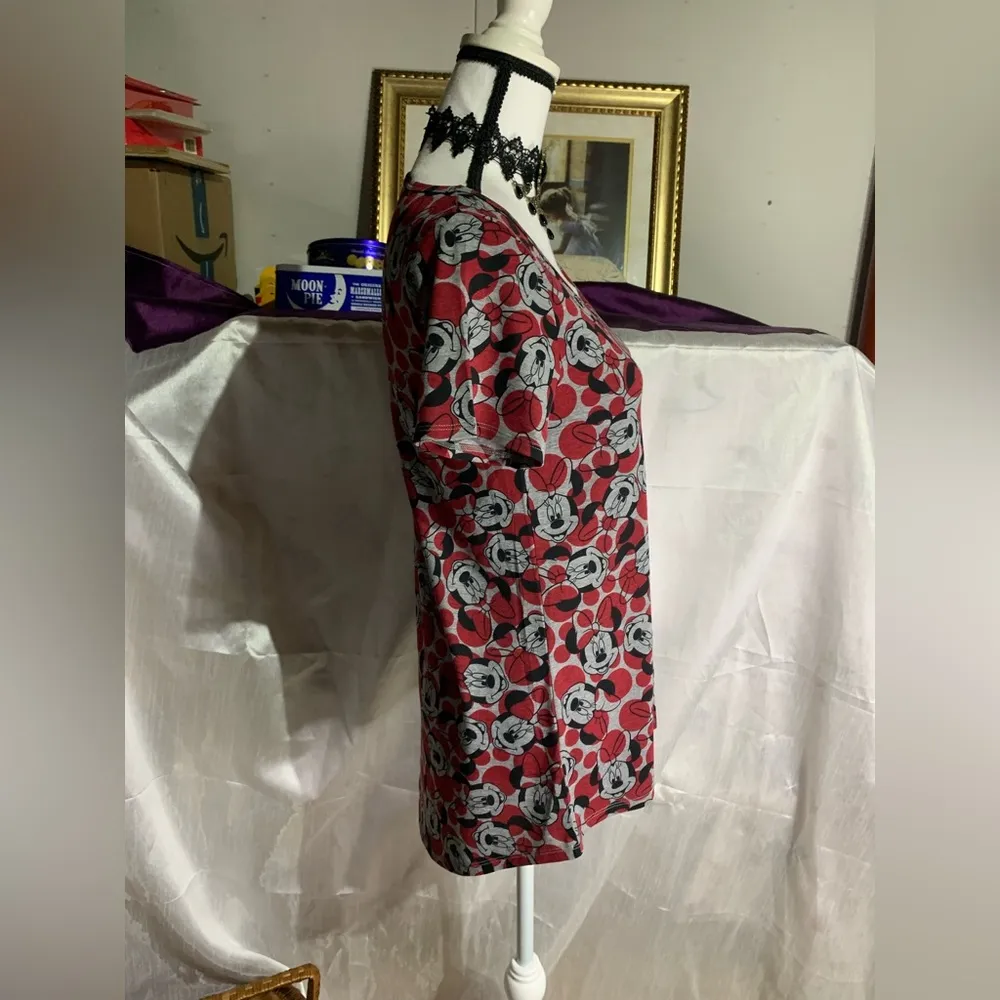 Lularoe Classic T Disney Minnie Mouse Top - Image 4