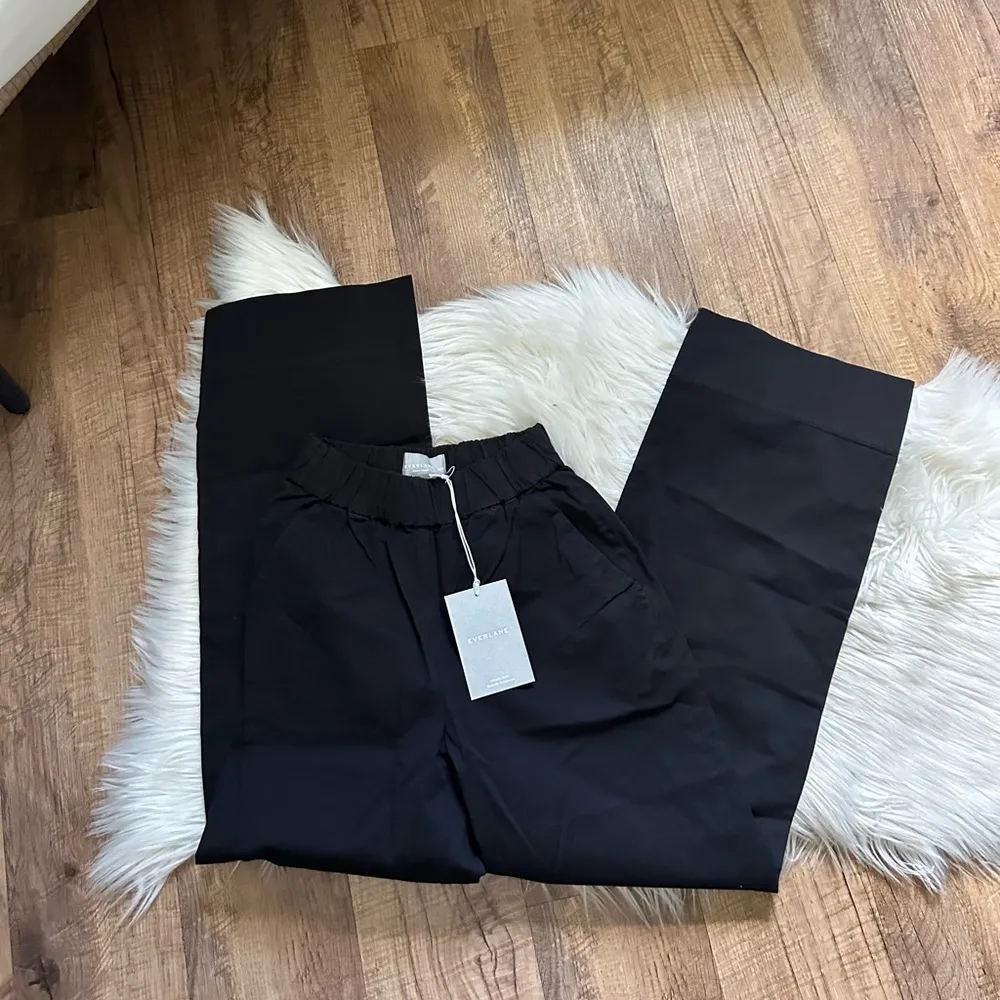 EVERLANE The Easy Pant In Black - Image 3