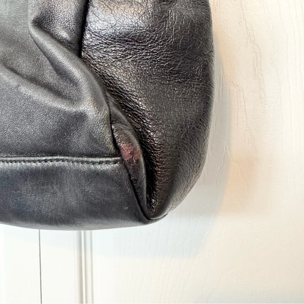 Vintage BETSEY JOHNSON Genuine Leather black ruffle shoulder bag - Image 16