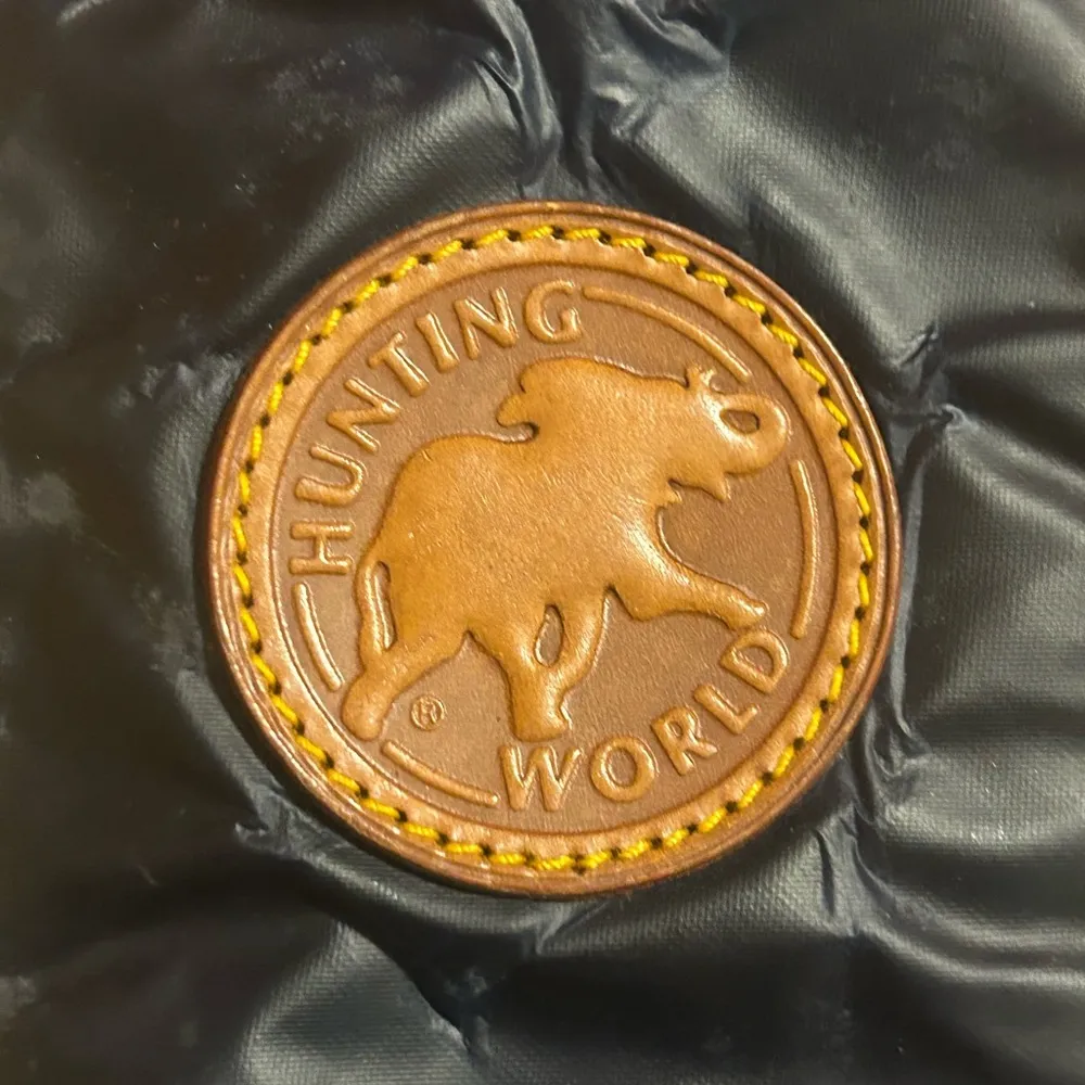 Hunting world tote bag - Image 3