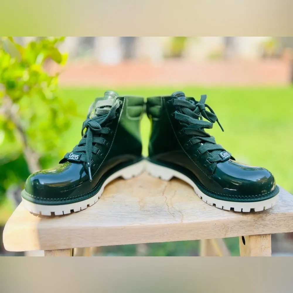 Circus by Sam Edelman Women's Kascade Rain Boot Hunter Green Shiny size 7 - Image 8