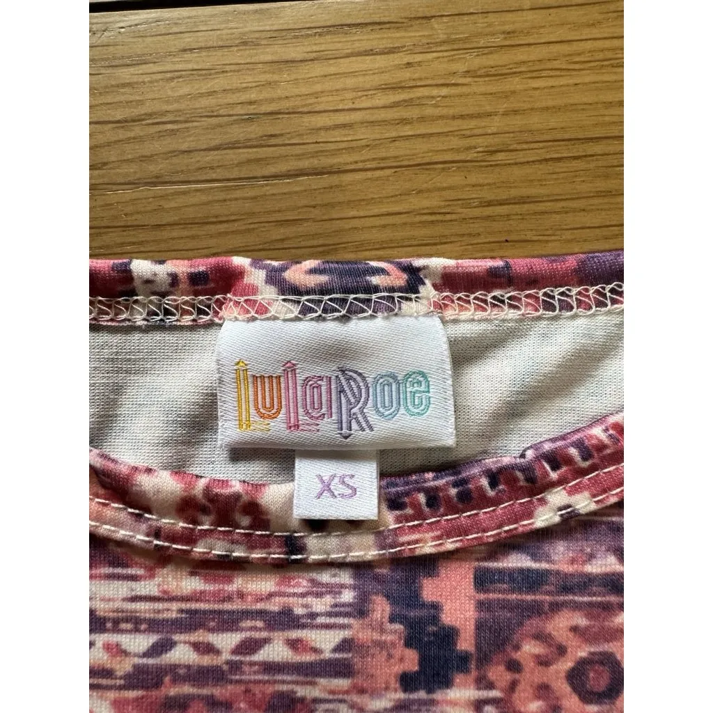 LuLaRoe Irma Top Aztec Size XS Hi Low Teacher Travel Loungewear NWT‎ - Image 3
