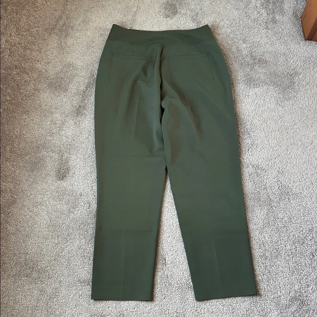 Athleta Endless Army Green Pants SIZE 6 - Image 6