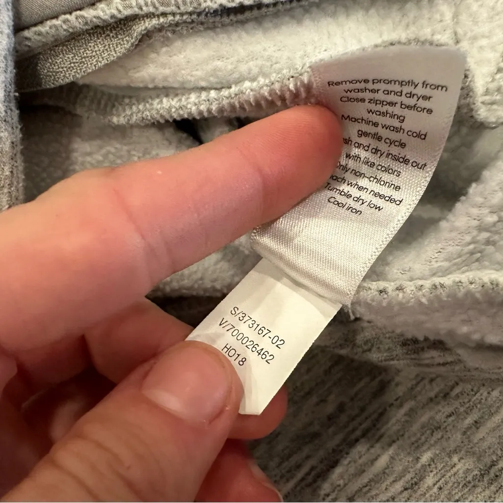 Athleta Victory Primaloft Light Gray Full Zip Jacket Large L - Image 6