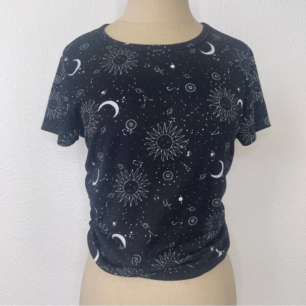 Justify Size Medium Celestial Cosmic Top Cinched Sides Black Cropped - Image 2