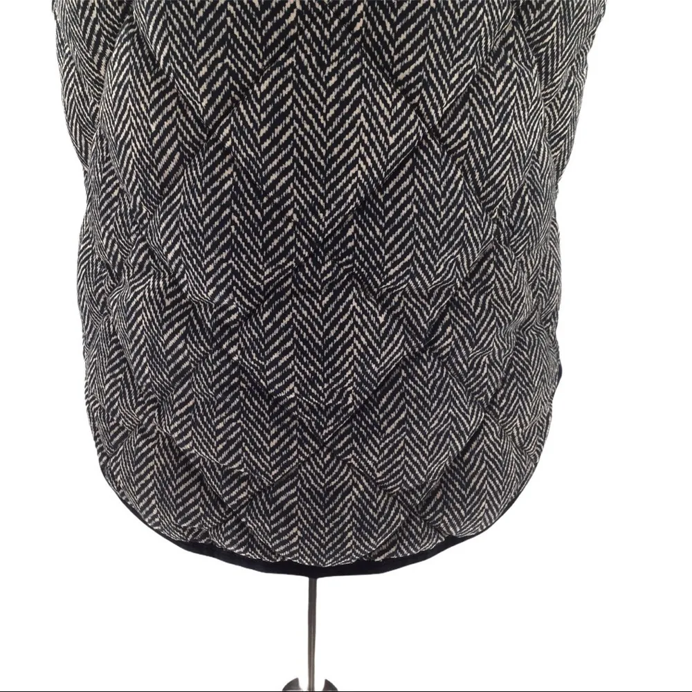 J. Crew Herringbone Quilted Vest Jacket size S - Image 6