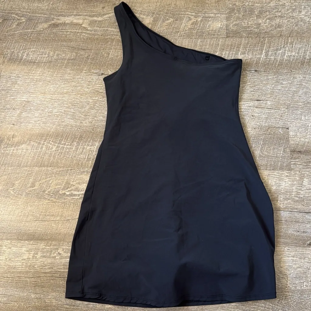 Abercrombie Fitch Black One Shoulder Traveler Mini Dress w/ Skort Size S - Image 5