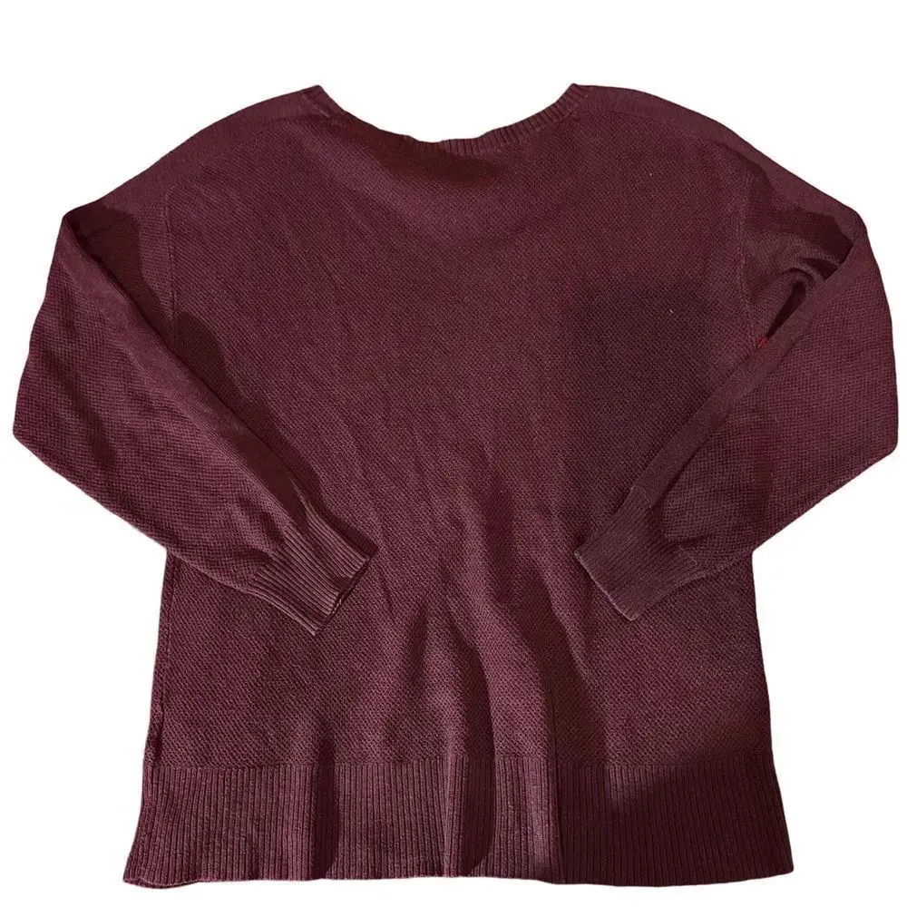 American Eagle  Burgundy Crew Neck Sweater Size‎ Medium - Image 3