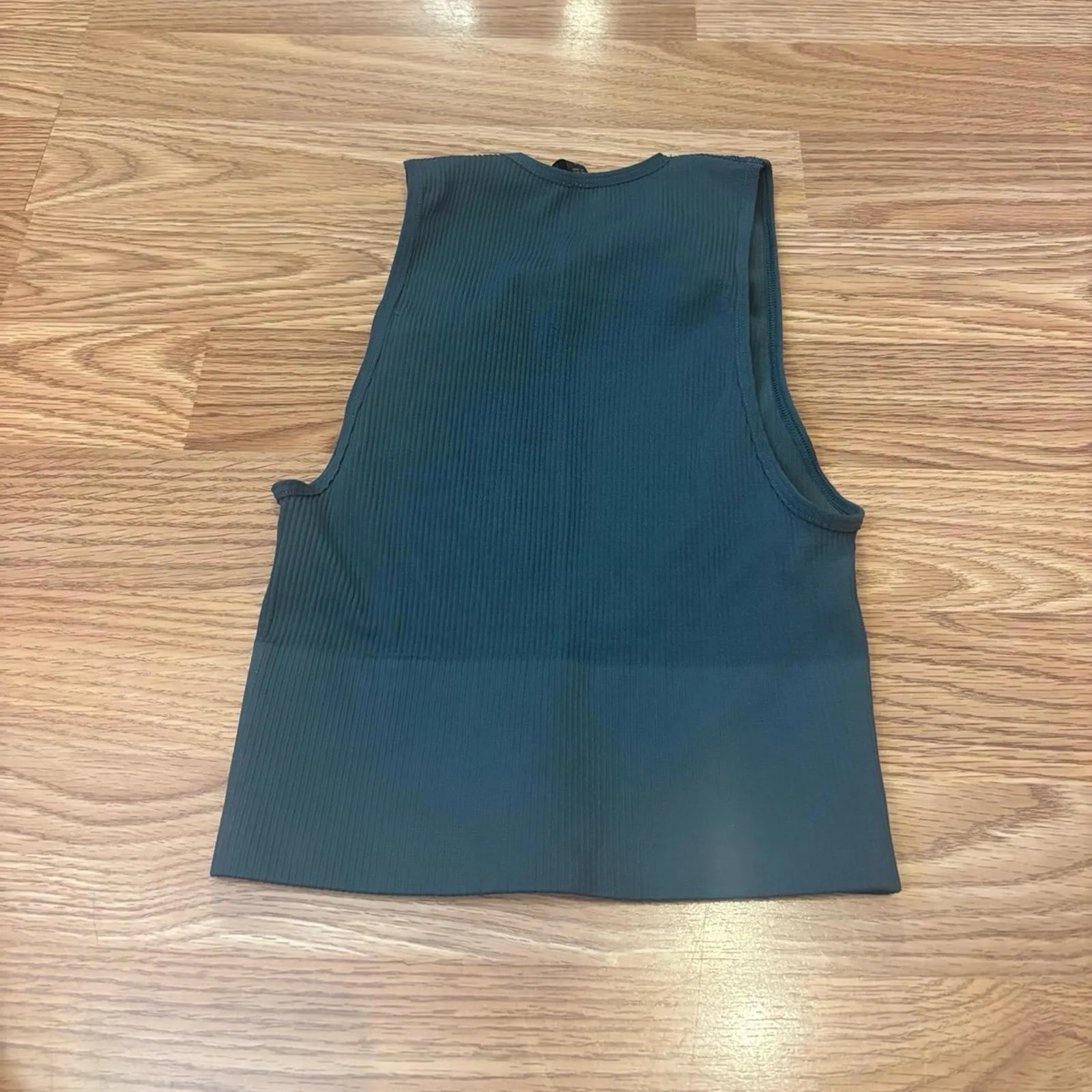 Urban Outfitters Out From Under Hailey Plunging Top Size Small - Image 2