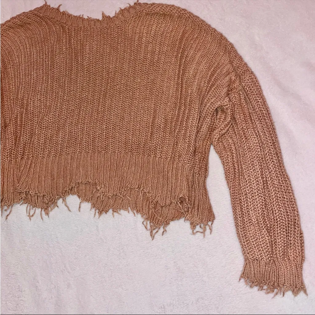 Wildfox  Pullover Positano Tan V Neck Sweater size Large - Image 5