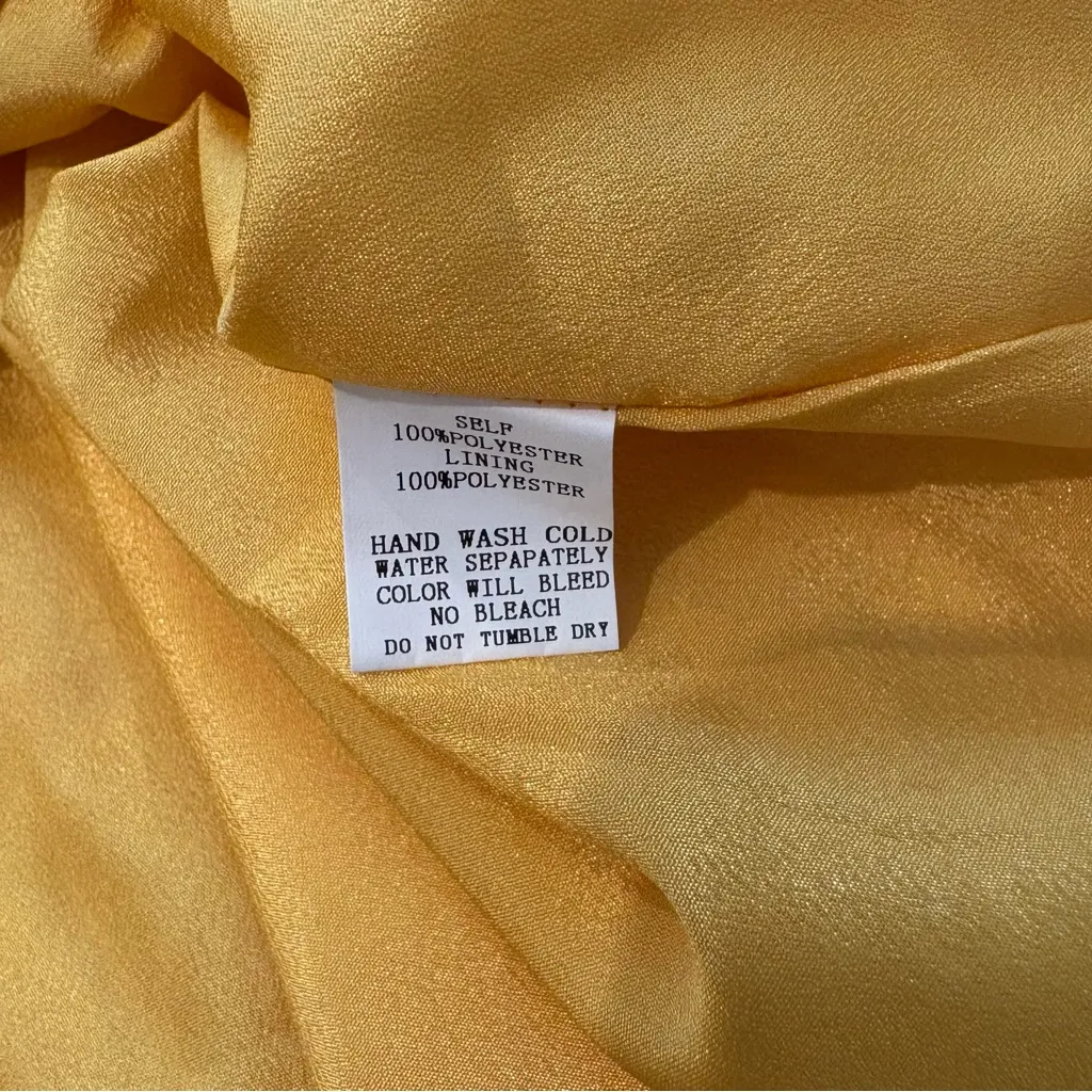 NWT, Pinch Tiered Ruffle Floral Blouse Cap Sleeve Elastic Waist, Sz M Yellow Size M - Image 15