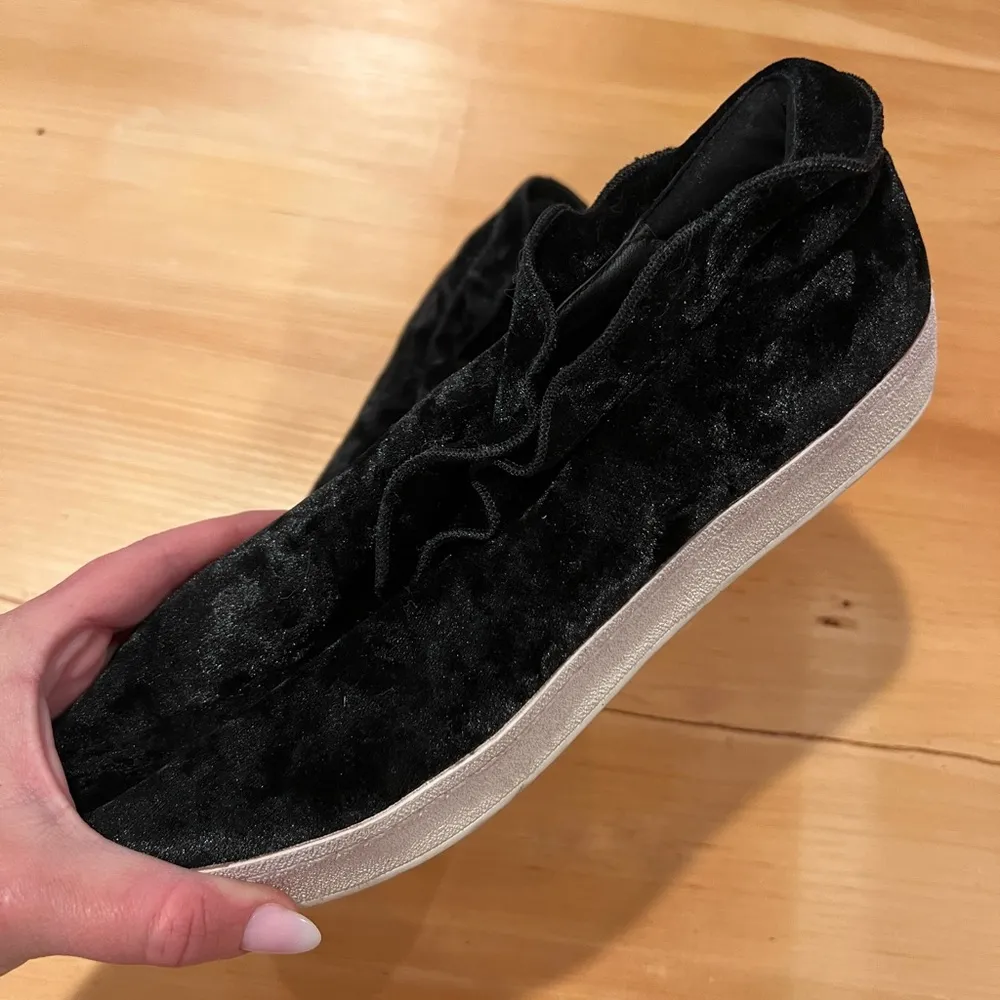 Opening Ceremony Black Ruffle Didi Ruffle Platform Sneaker - Image 4