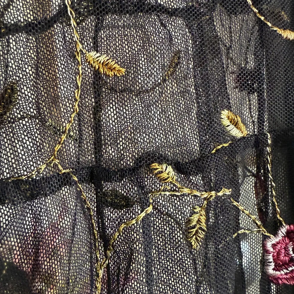 Festival Black Sheer Embroidered Rose Mesh Romantic Floral Overlay Party Top Size L - Image 5
