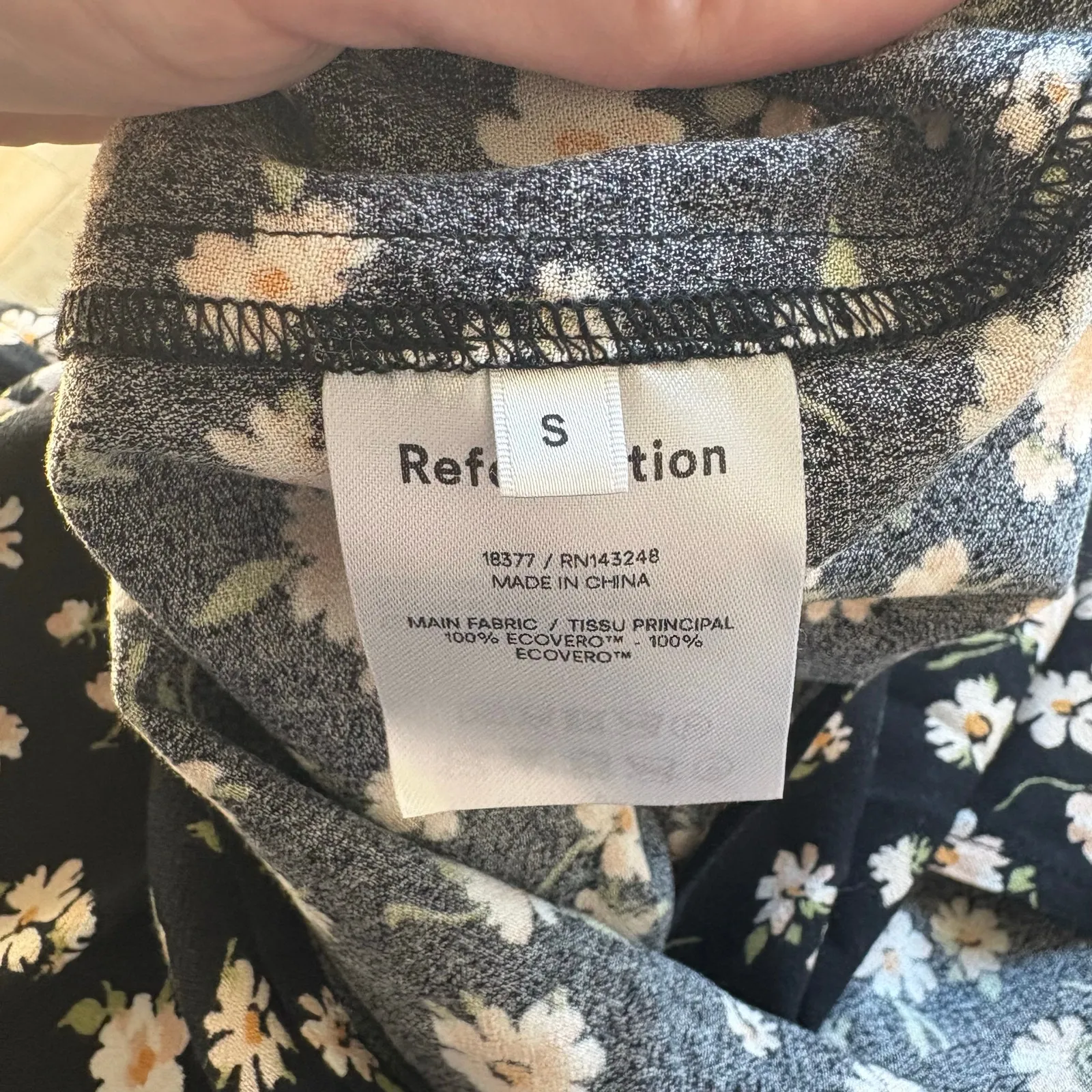 Reformation Cheyenne Top in Black Floral Size S - Image 3