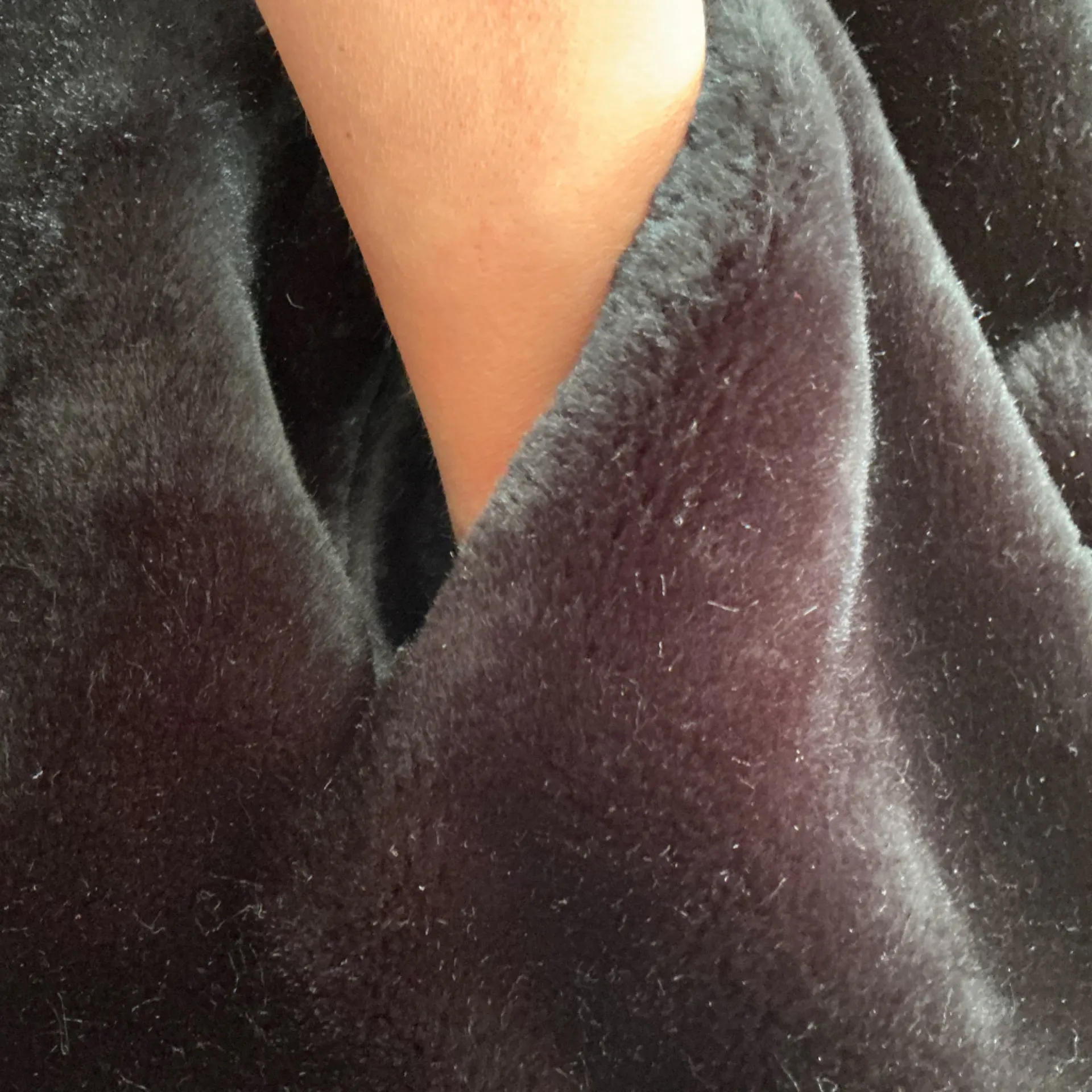 ELEGANT FAUX FUR COAT 🌹🌹🌹 Black Size undefined - Image 12