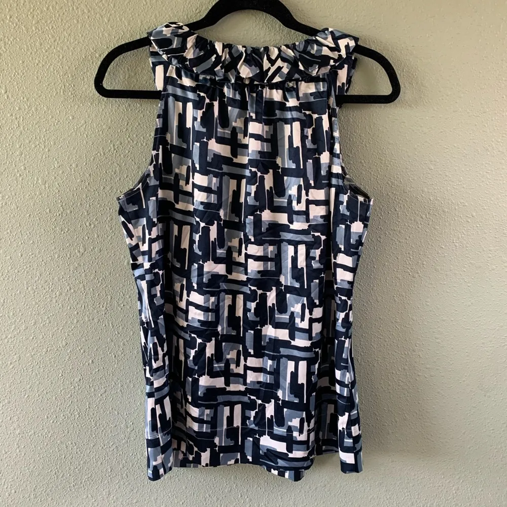 Ann Taylor career blouse sz 8 ruffle sleeveless - Image 6