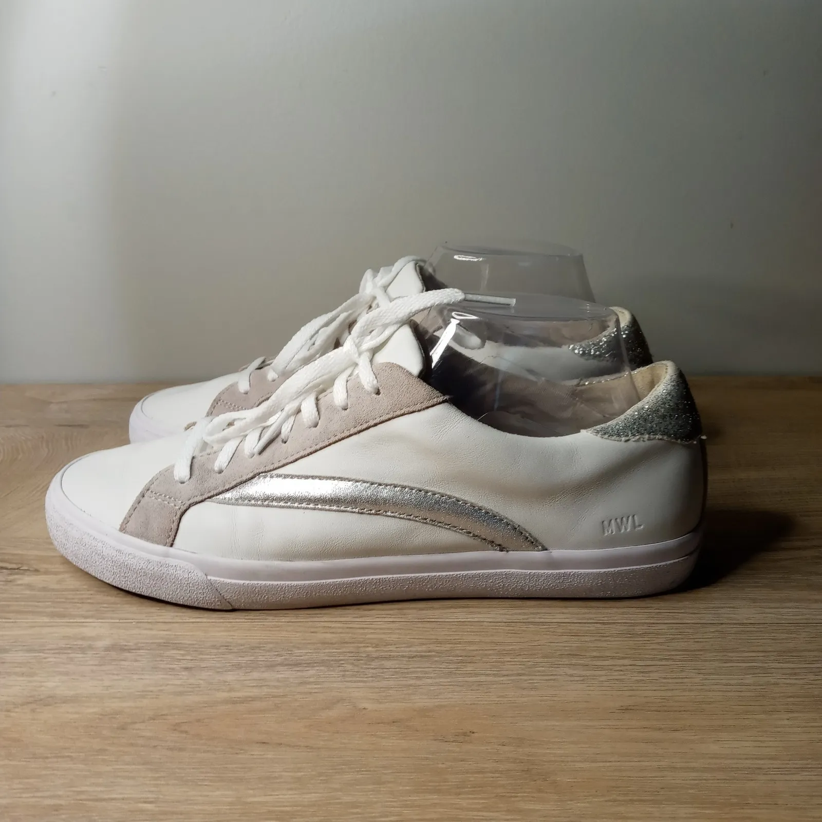 Madewell Sidewalk Low Top Sneakers White Leather Silver Accent Women 10 Mens 8.5 - Image 2