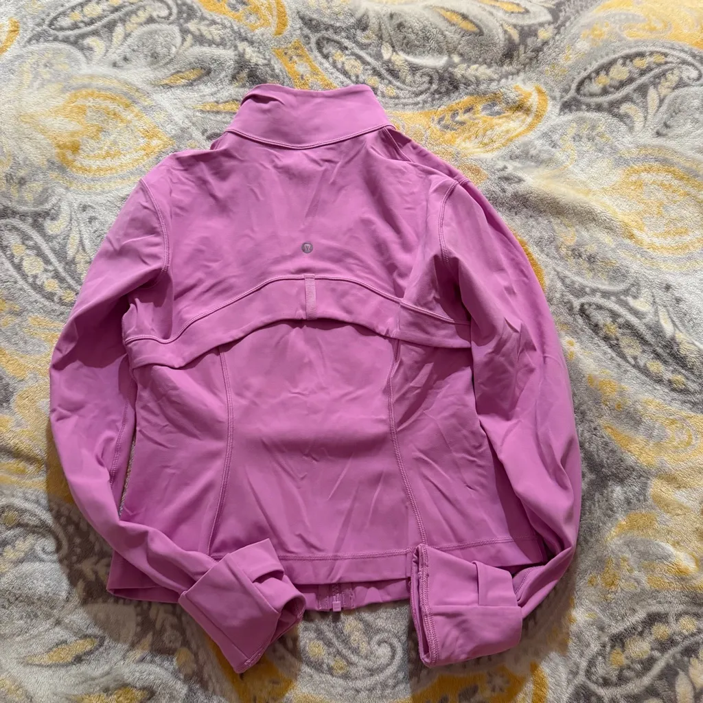 Lululemon cropped define jacket vita pink size 8 - Image 3